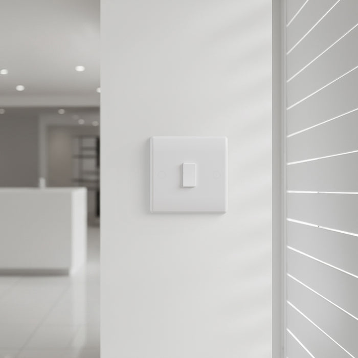 BG GridLite M12C 20A SP 2-Way (Centre Off) Switch Module - White