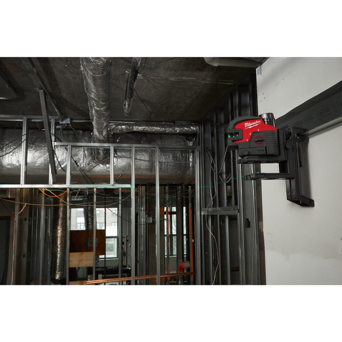Milwaukee M12CLL4P-301C 12V Cross Line Laser with 4 Points, 1x 3.0Ah Battery, Charger & Case