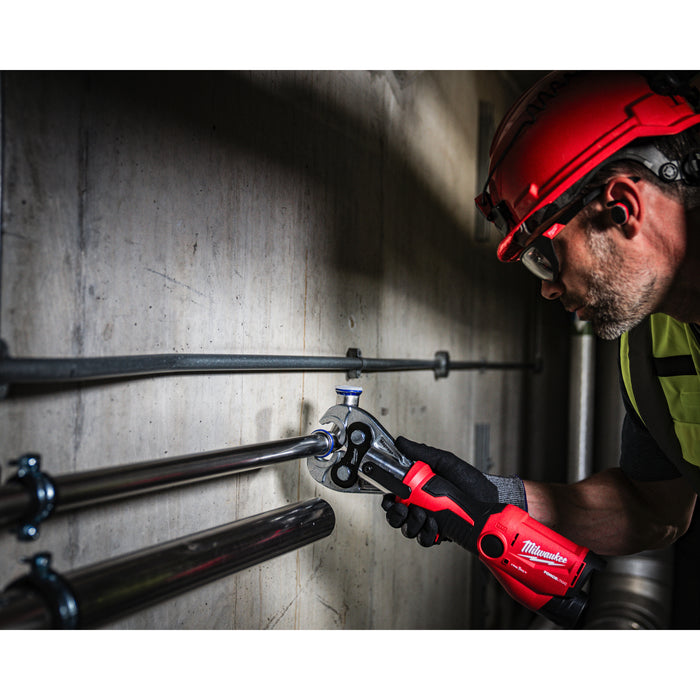 Milwaukee M12ONEHPT-202C M-Set 12V ONE-KEY FORCE LOGIC Hydraulic Press Tool, 2x 2.0Ah Batteries, Charger & Case