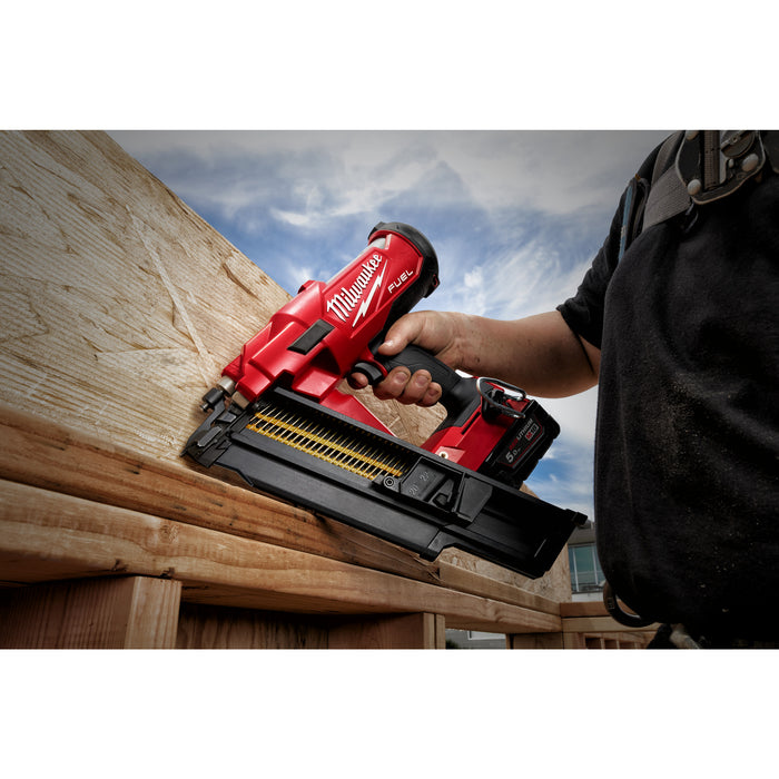 Milwaukee M18FFN21-0C 18V FUEL Brushless 21 Degree Framing Nailer with Case - Bare Unit - westbasedirect.com