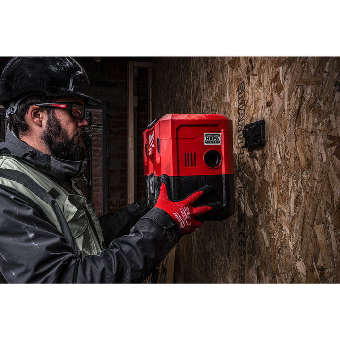 Milwaukee M18FPOVCL-0 18V FUEL PACKOUT Brushless Wet & Dry Vacuum - Bare Unit - westbasedirect.com
