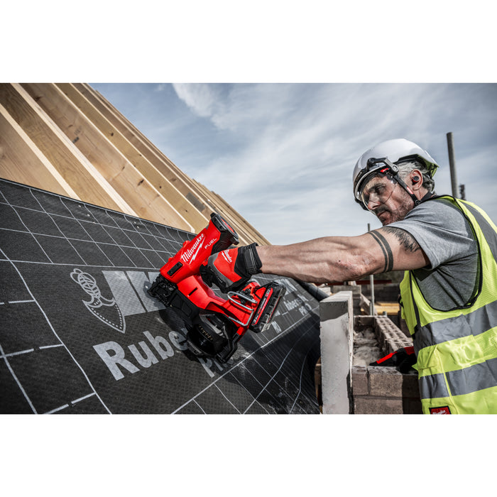 Milwaukee M18FRCN45-302X 18V FUEL Roofing Coil Nailer, 2x 3.0Ah Batteries, Charger & Case