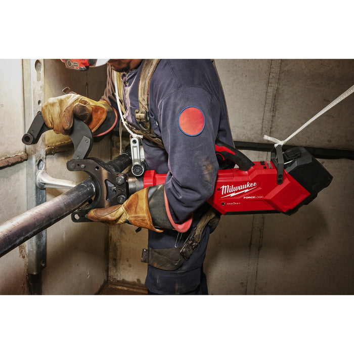Milwaukee M18HSFC125R-802C 18V FORCE LOGIC Hydraulic Safety Cutter, 2x 8.0Ah Batteries, Charger & Case