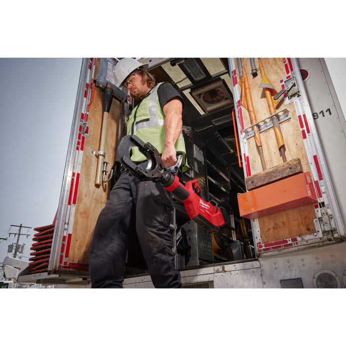 Milwaukee M18HSFC125R-802C 18V FORCE LOGIC Hydraulic Safety Cutter, 2x 8.0Ah Batteries, Charger & Case