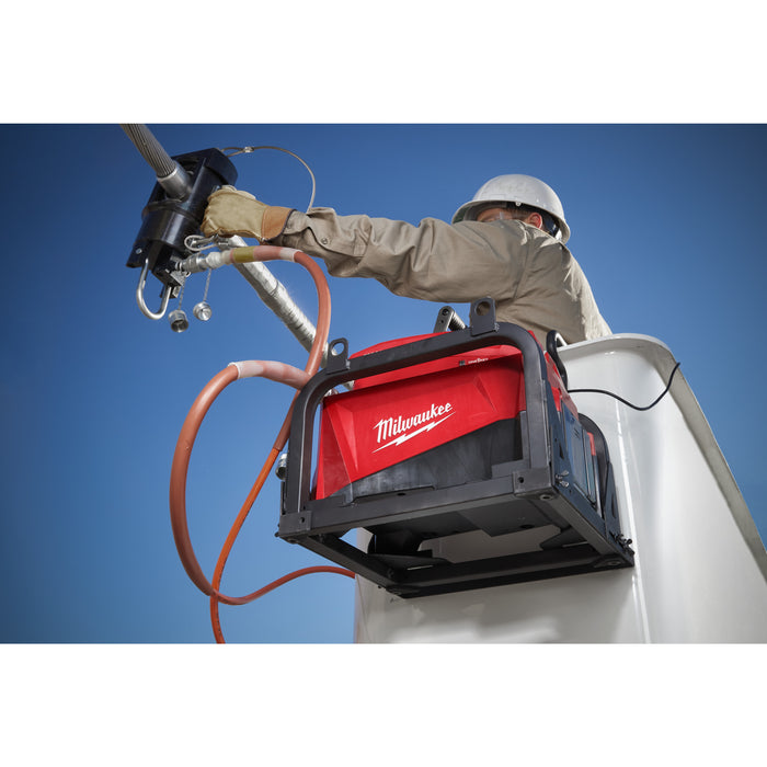 Milwaukee M18HUP700-121 18V Hydraulic Utility Pump, 1x 12.0Ah Battery & Charger