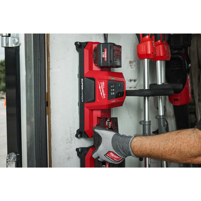 Milwaukee M18MDBSC 18V Mobile Dual Bay Super Charger