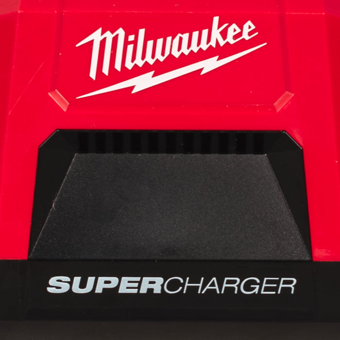 Milwaukee M18MDBSC 18V Mobile Dual Bay Super Charger