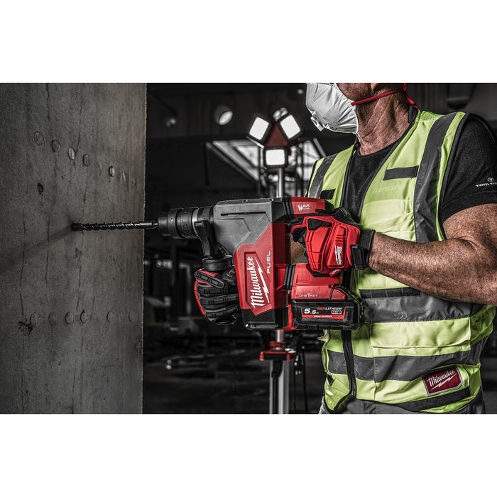 Milwaukee M18ONEFHPX-552X 18V FUEL ONE-KEY 32mm SDS+ Hammer Drill with FIXTEC Chuck, 2x 5.5Ah Batteries, Charger & Case - westbasedirect.com