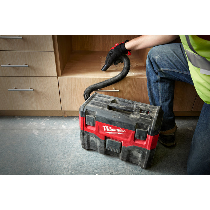 Milwaukee M18VC2-0 18V Cordless Dust Extractor Wet & Dry Vacuum - Bare Unit - westbasedirect.com