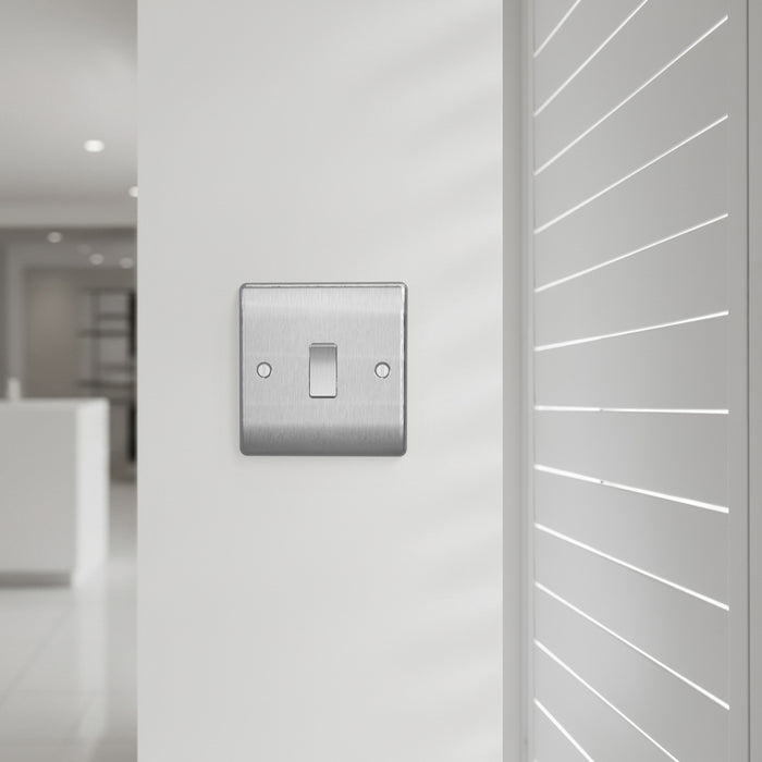 BG GridLite MBS142C 20A SP 2-Way Retractive (Centre Off) Switch Module - Brushed Steel