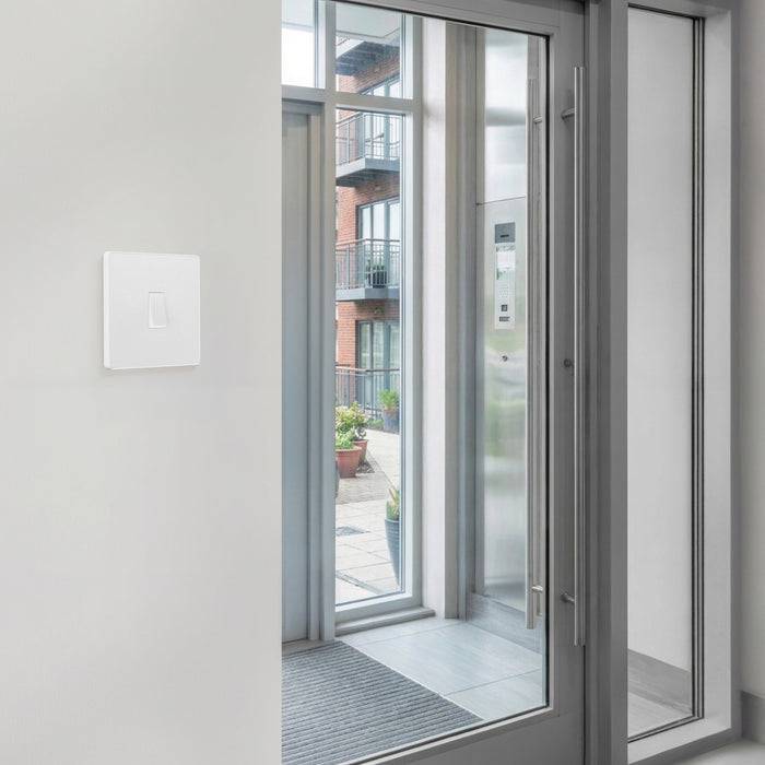 BG GridLite MPCDW142 Evolve 20A 2-Way Retractive Switch Module - White