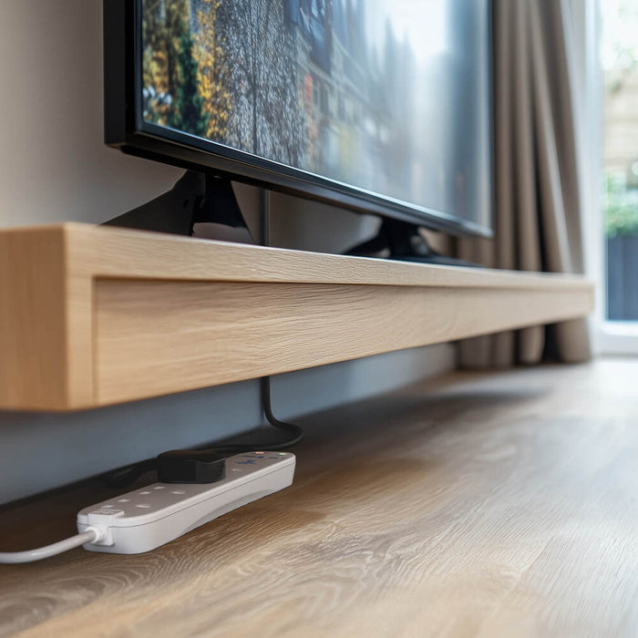 Masterplug SRGUAC104210N 4 Socket 2m 13A Surge Extension Lead + USB A+C White