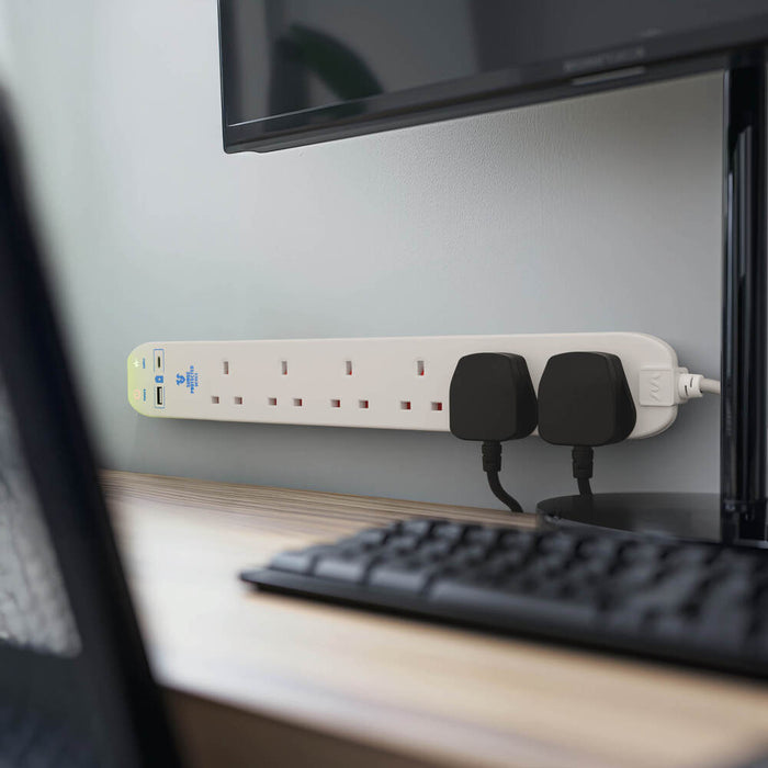 Masterplug SRGUAC106210N 6 Socket 2m 13A Surge Extension Lead + USB A+C White