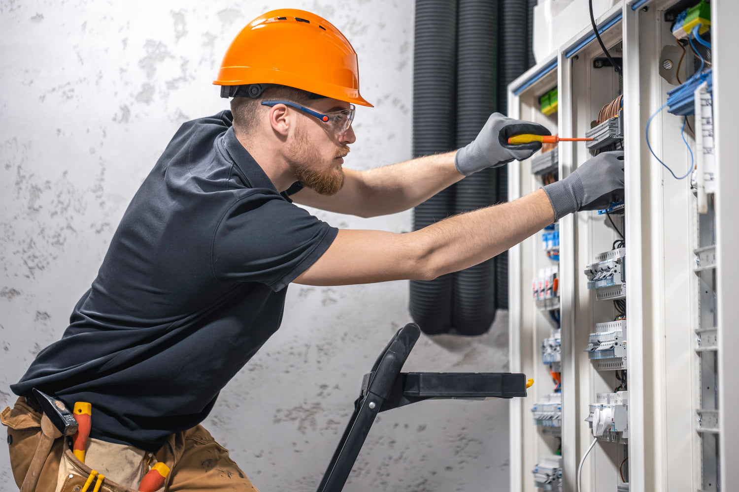 RELIABLE ELECTRICAL PRODUCTS. COMPETITIVE PRICES.