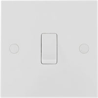 BG 912x5 White Square Edge Single Light Switch 10A (5 Pack)