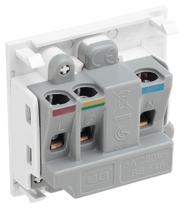 BG EM5ASW Euro Module 5A Round Pin Unswitched Socket - White - westbasedirect.com