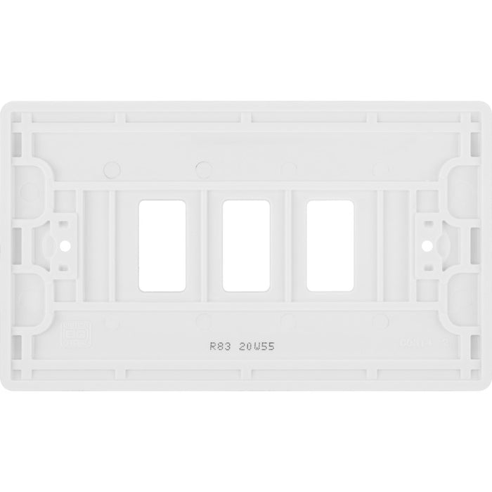 BG R83 White Moulded 3G Grid Front Plate - White - westbasedirect.com