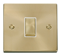 Click Deco VPSB411WH Victorian 10AX Ingot 1-Gang 2-Way Plate Switch - Satin Brass (White)